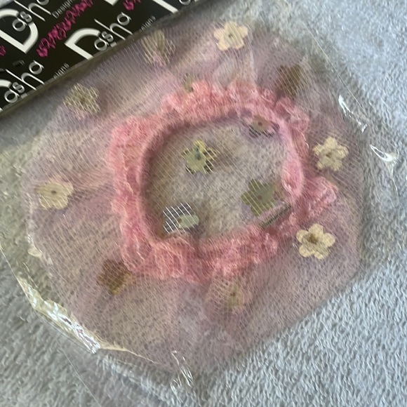 Dasha Designs - pink net bun cover w/ pink rhinestone flowers - ballerina bun - Picture 7 of 9